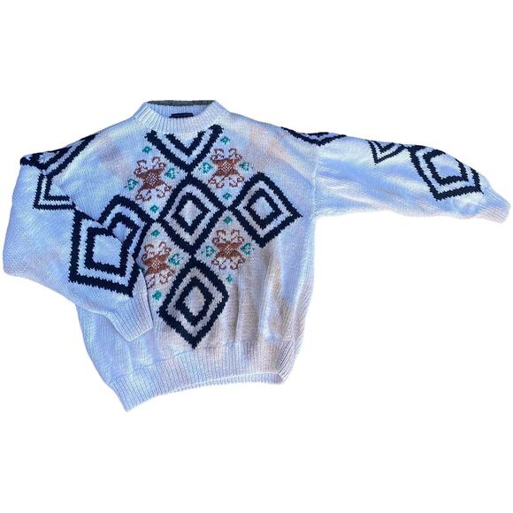 Jt Beckett Sweaters - Vtg Jt Beckett women XL White Knitted by hand pullover sweater diamond pattern